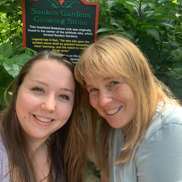 Meet Your Poshers, Alice and Elizabeth - Picture 1 of 1